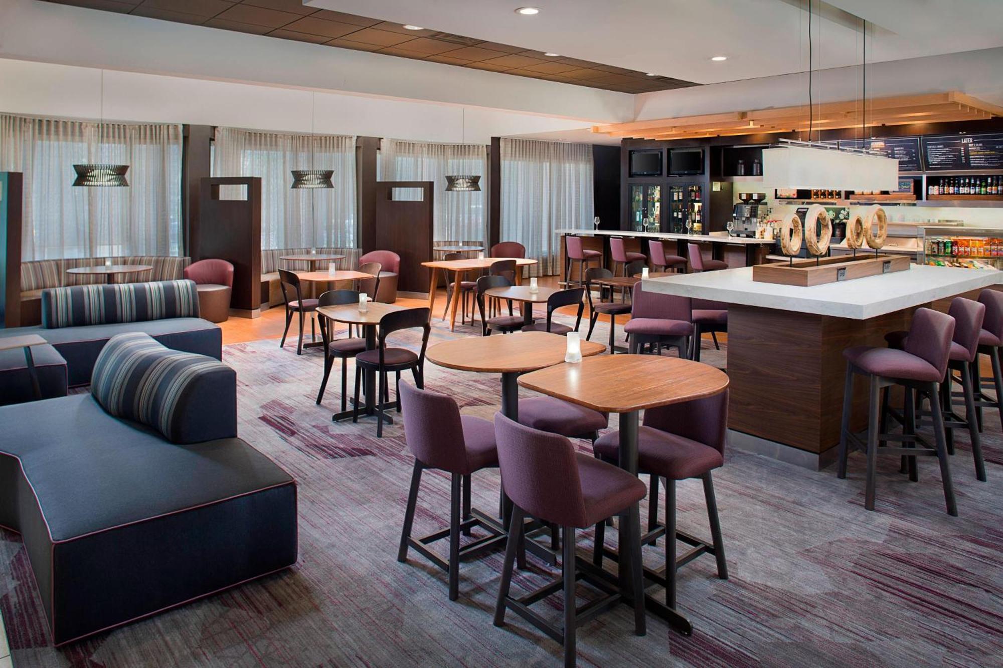 Courtyard By Marriott Birmingham Homewood Exterior photo