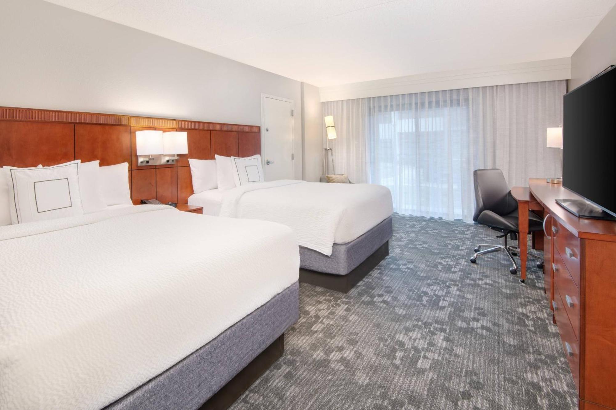 Courtyard By Marriott Birmingham Homewood Exterior photo